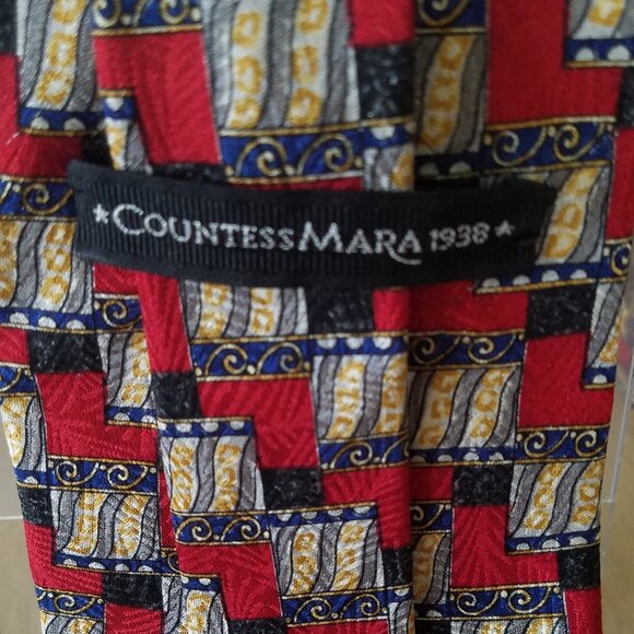 COUNTESS MARA 1938 SILK TIE|VINTAGE SCROLL MOTIF|MADE IN USA |STATEMENT ELEGANCE - Picture 2 of 10